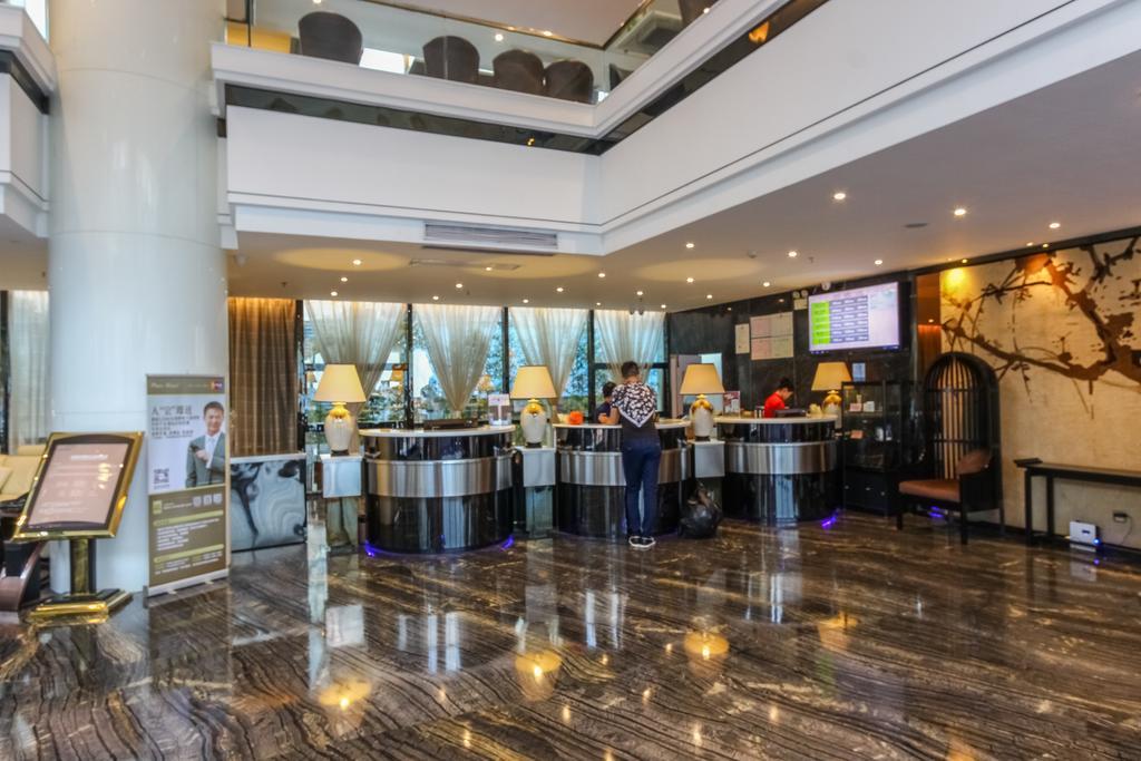 Paco Hotel Guangzhou East Railway Station Branch Εξωτερικό φωτογραφία